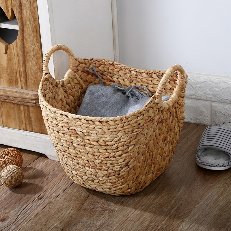 petite Corbeille à Linge Tressée