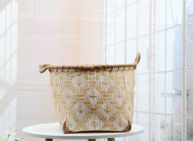 panier tressé blanc bambou