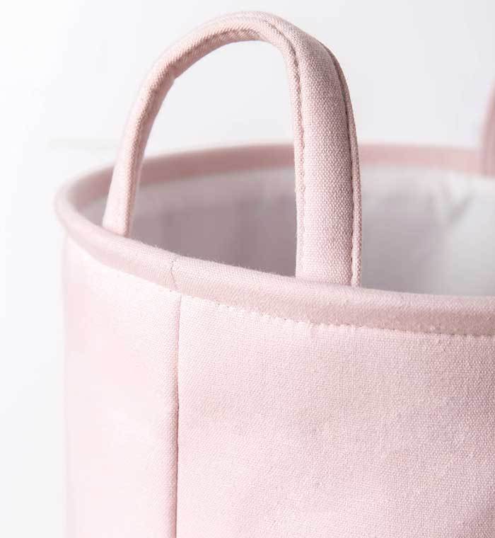 corbeille rose à linge bebe fille