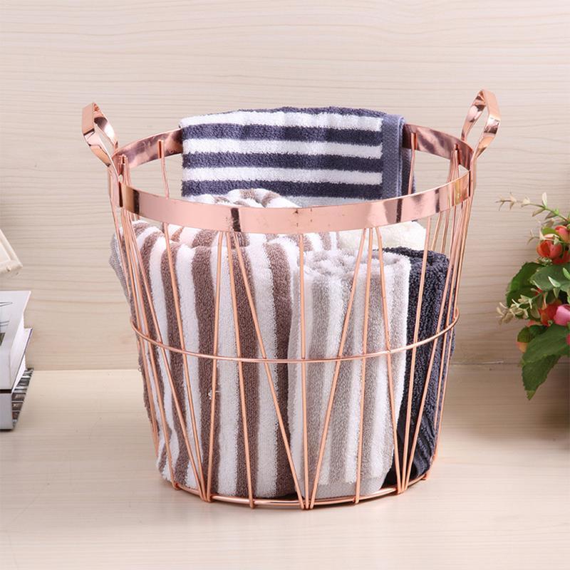 panier en métal pour le linge