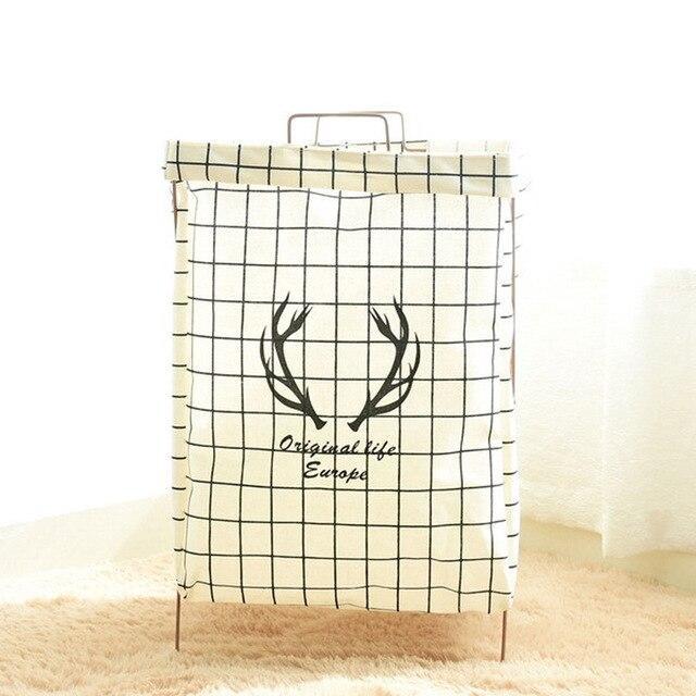 Panier de Linge Scandinave blanc carreaux