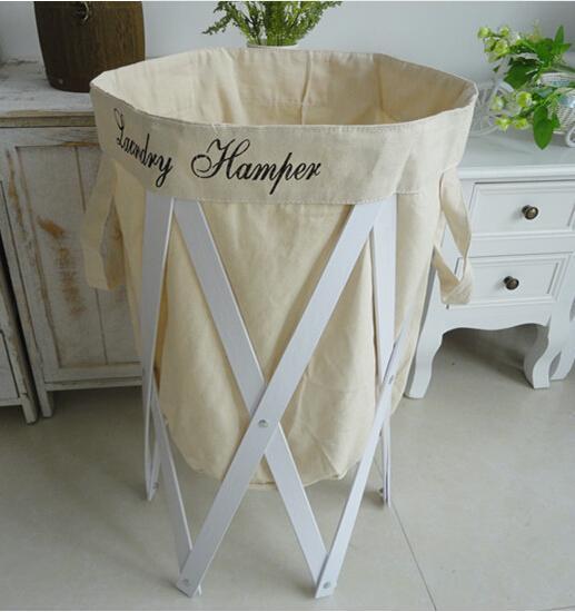 bac de linge en bois blanc