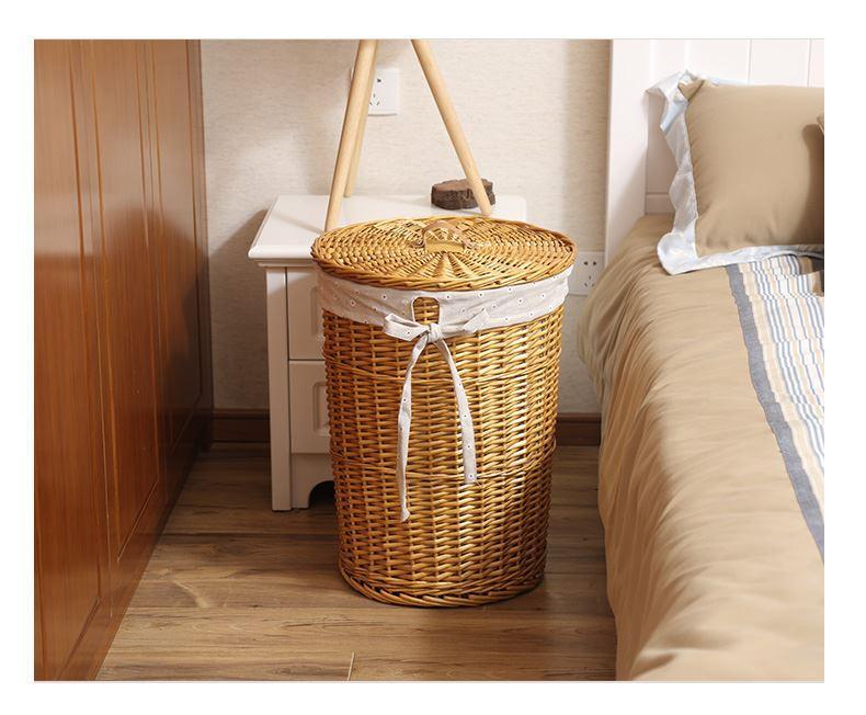 Coffre à linge en osier jaune