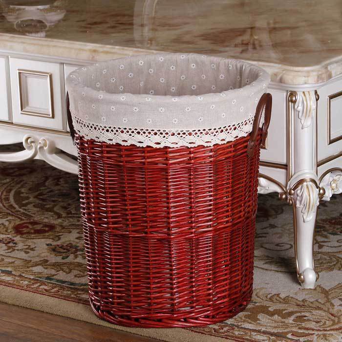 corbeille Rouge en osier pour le linge