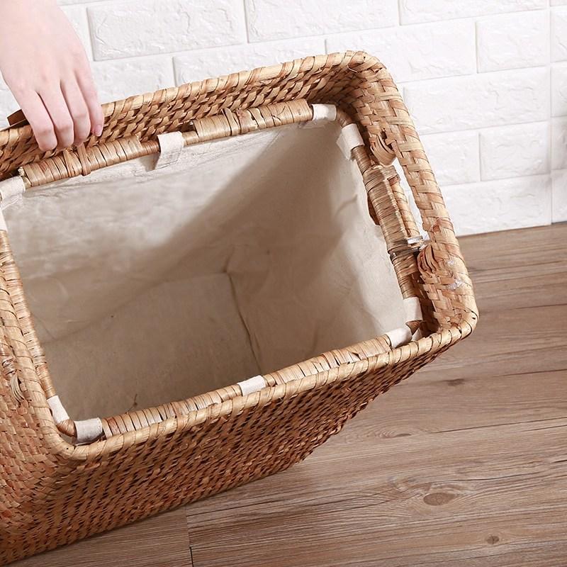 Panier de Linge en Rotin Tressé