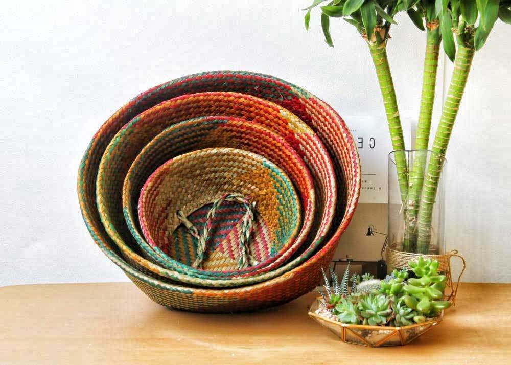 panier tressé en jonc plié