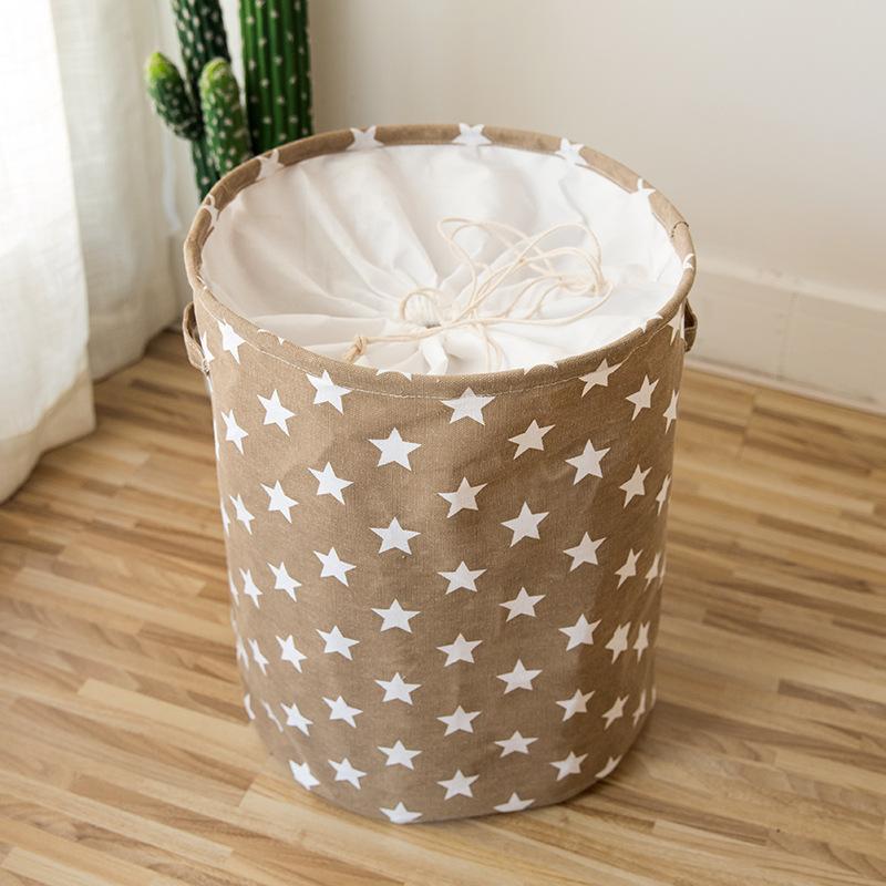 panier de rangement brun avec fermeture filet