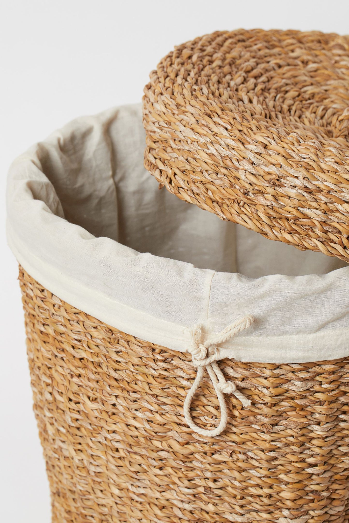 Panier à Linge Tressé avec Couvercle en Jonc