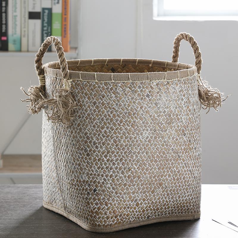panier en jonc de mer tressé pour le linge