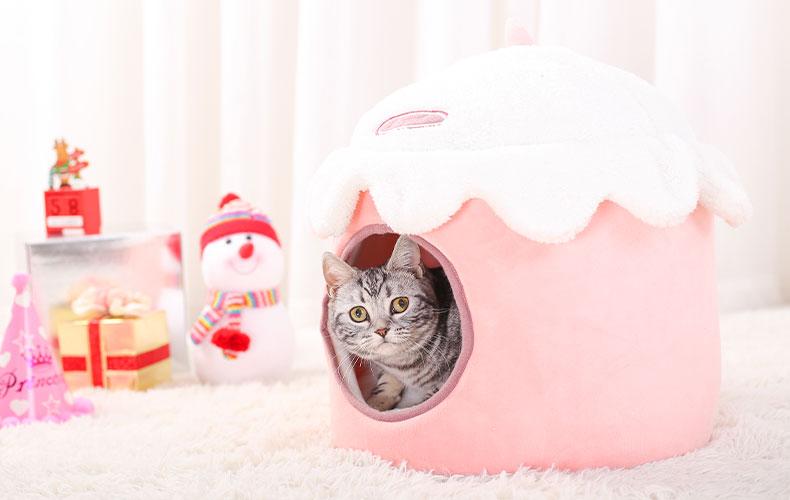 Panier pour Chat Maison Rose et blanche