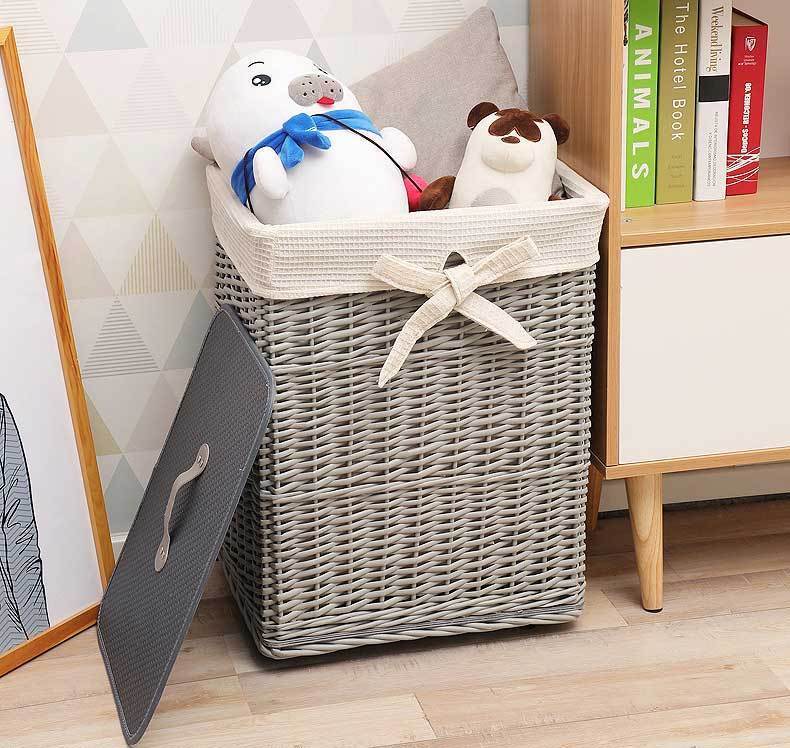 bac à Linge en Osier sur Roulettes