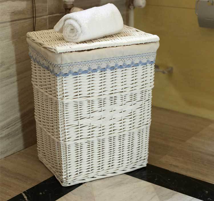 manne à Linge en Rotin Blanc